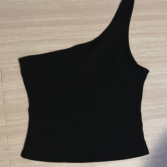 Black One-Shoulder Women's Top - Picture 1 of 2